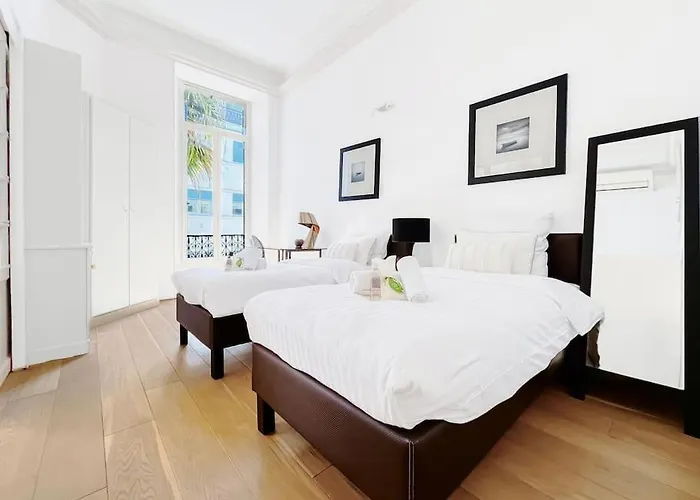 Le Bel Epoque - Centre *